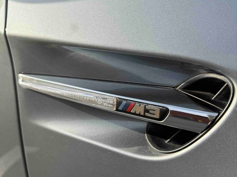 Used 2009 BMW M3 Convertible image 12