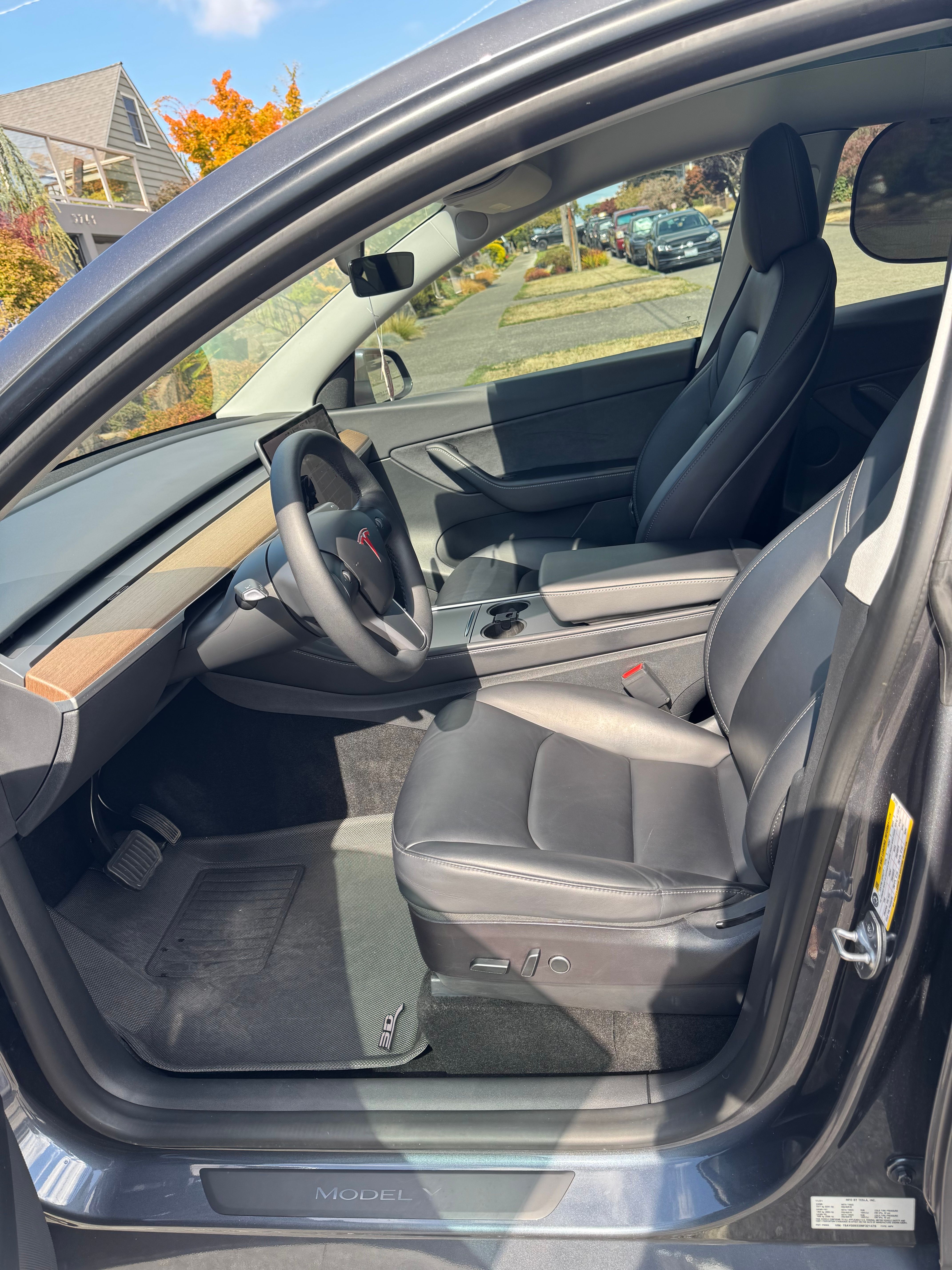 Used 2022 Tesla Model Y Long Range AWD/4WD image 11