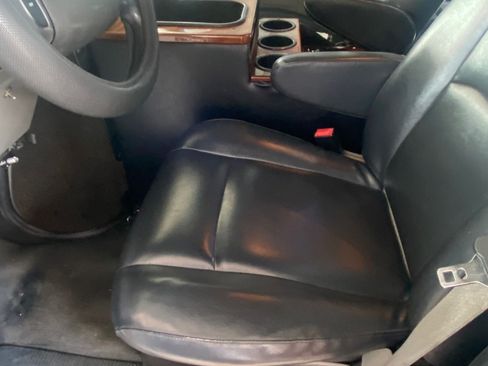 Used 2013 Ford E-350 and Econoline 350 Super Duty w/ Shuttle Bus Prep Pkg image 2