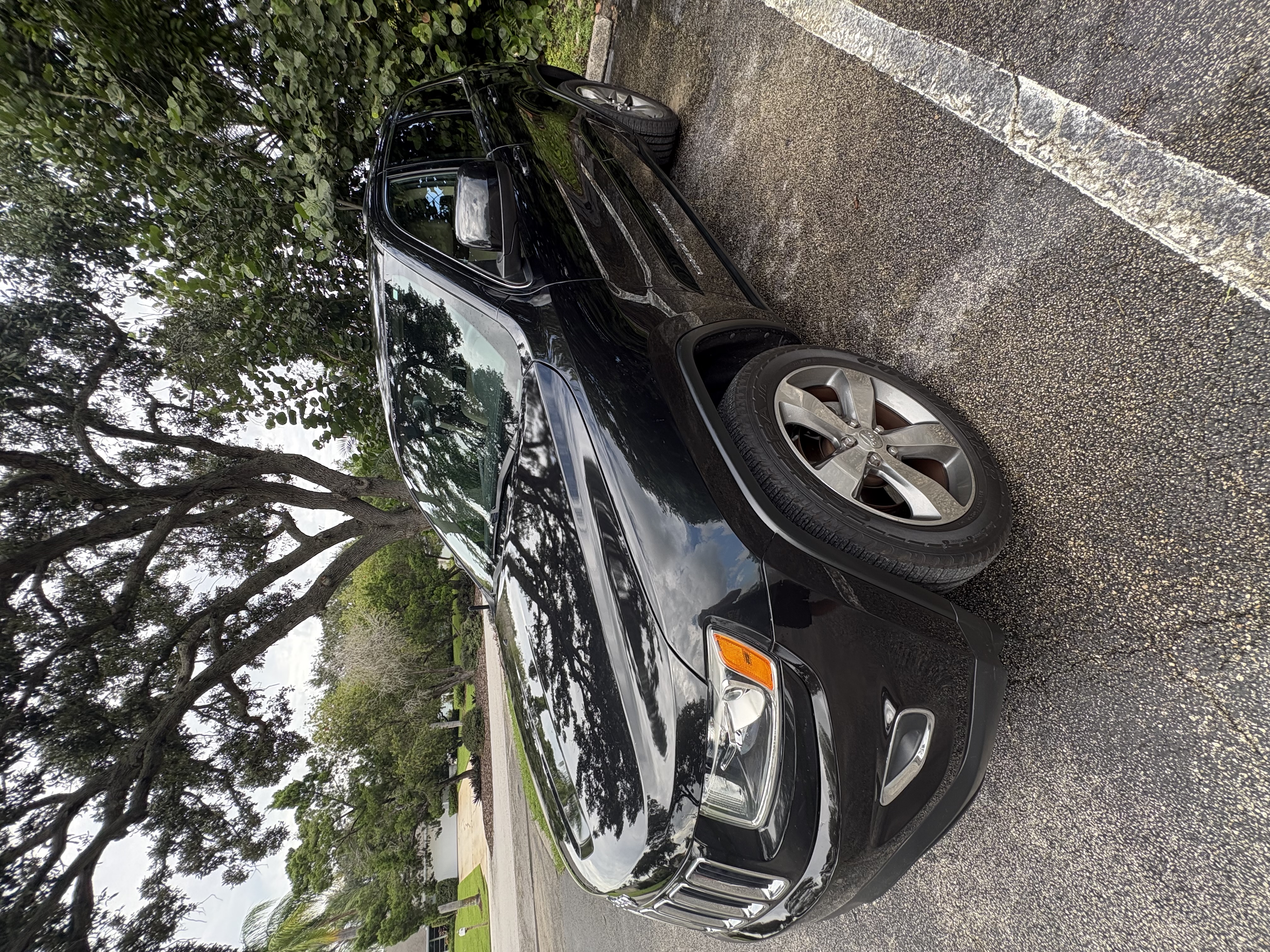 Used 2014 Jeep Grand Cherokee Laredo w/ Trailer Tow Group IV RWD image 9