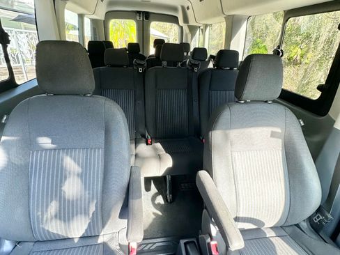 Used 2016 Ford Transit 350 XLT image 32