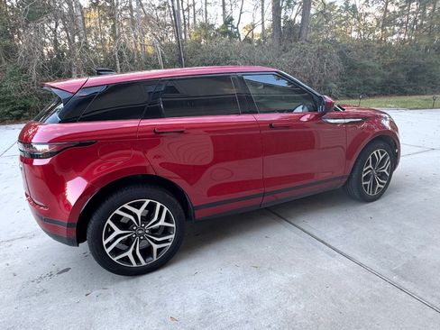 Used 2022 Land Rover Range Rover Evoque SE image 4