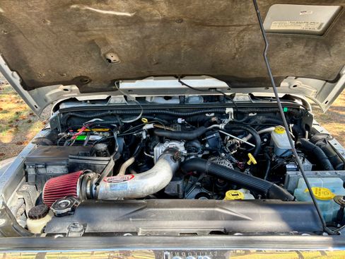 Used 2008 Jeep Wrangler Unlimited Sahara w/ Mopar Chrome Edition Group image 12