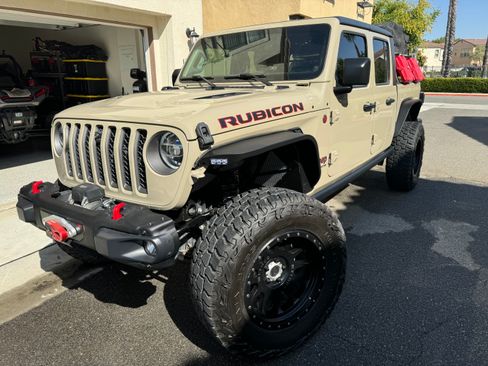 Used 2020 Jeep Gladiator Rubicon image 1