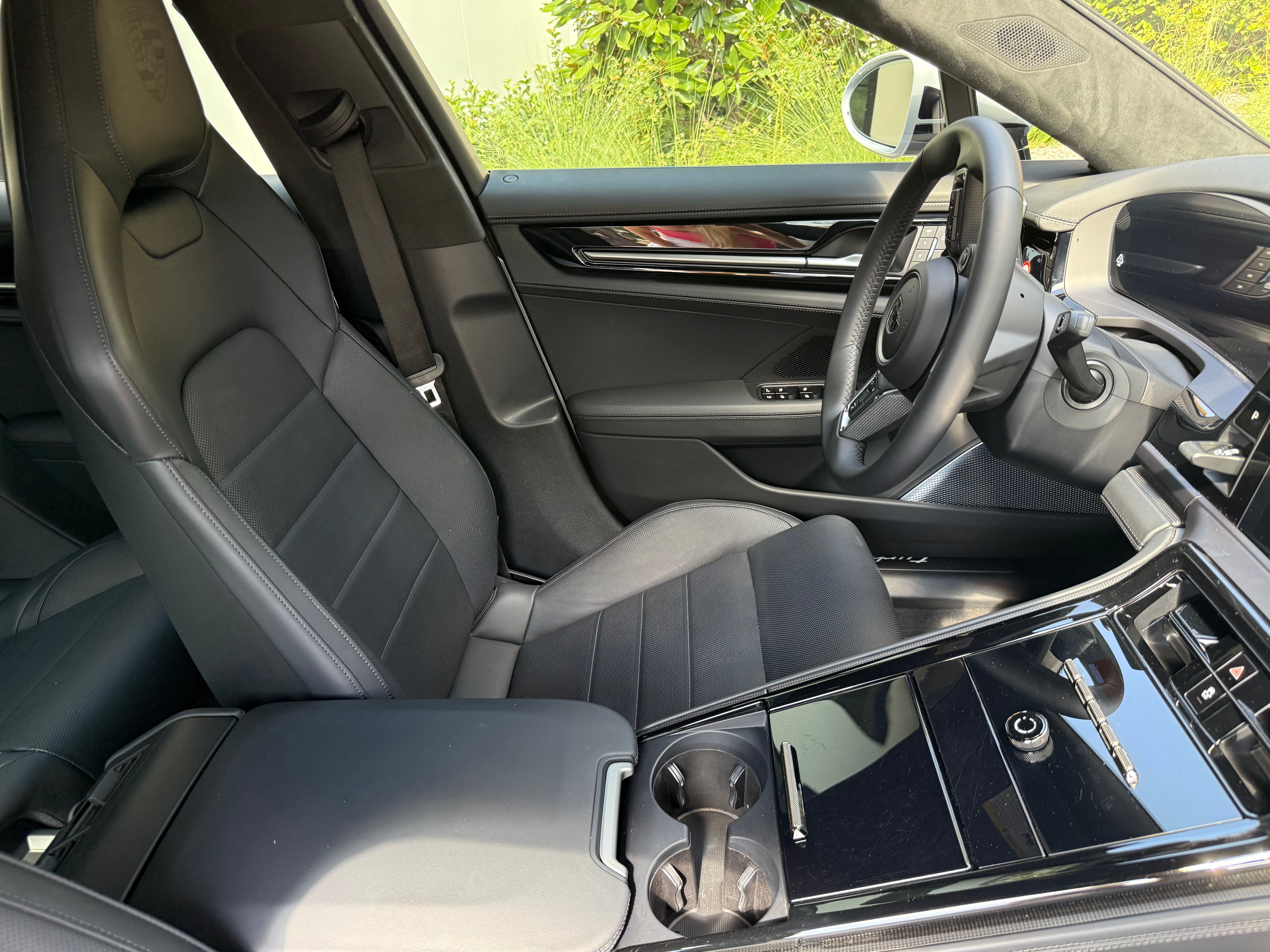 Used 2026 Porsche Panamera Turbo AWD/4WD image 27