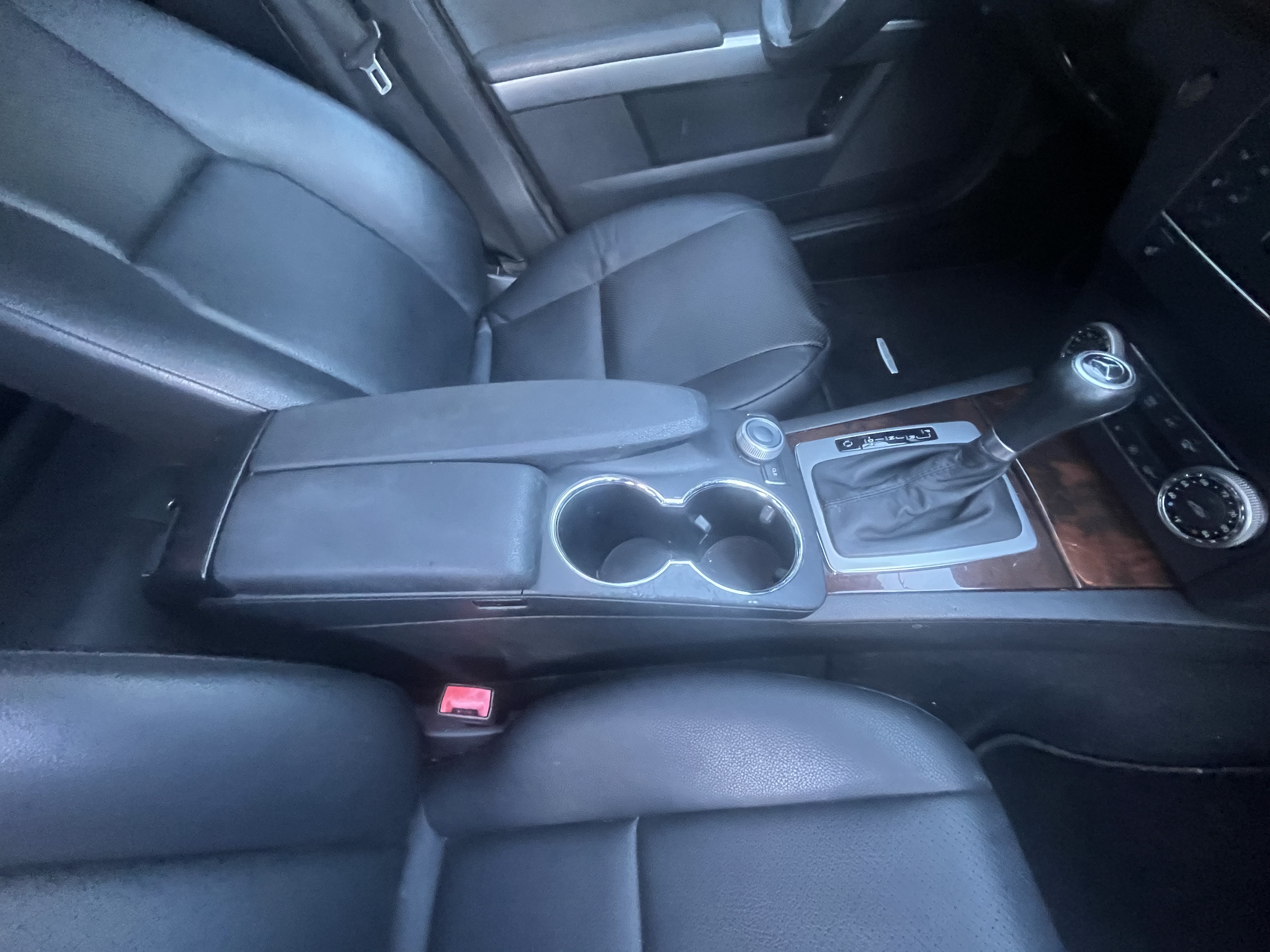 Used 2011 Mercedes-Benz GLK 350 4MATIC image 19
