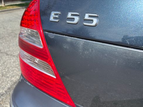 Used 2006 Mercedes-Benz E 55 AMG Sedan image 29