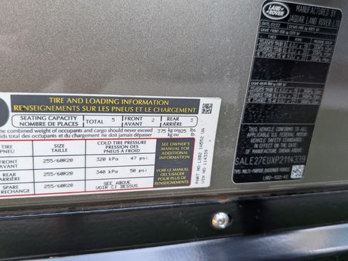 Used 2023 Land Rover Defender 110 X-Dynamic SE image 25