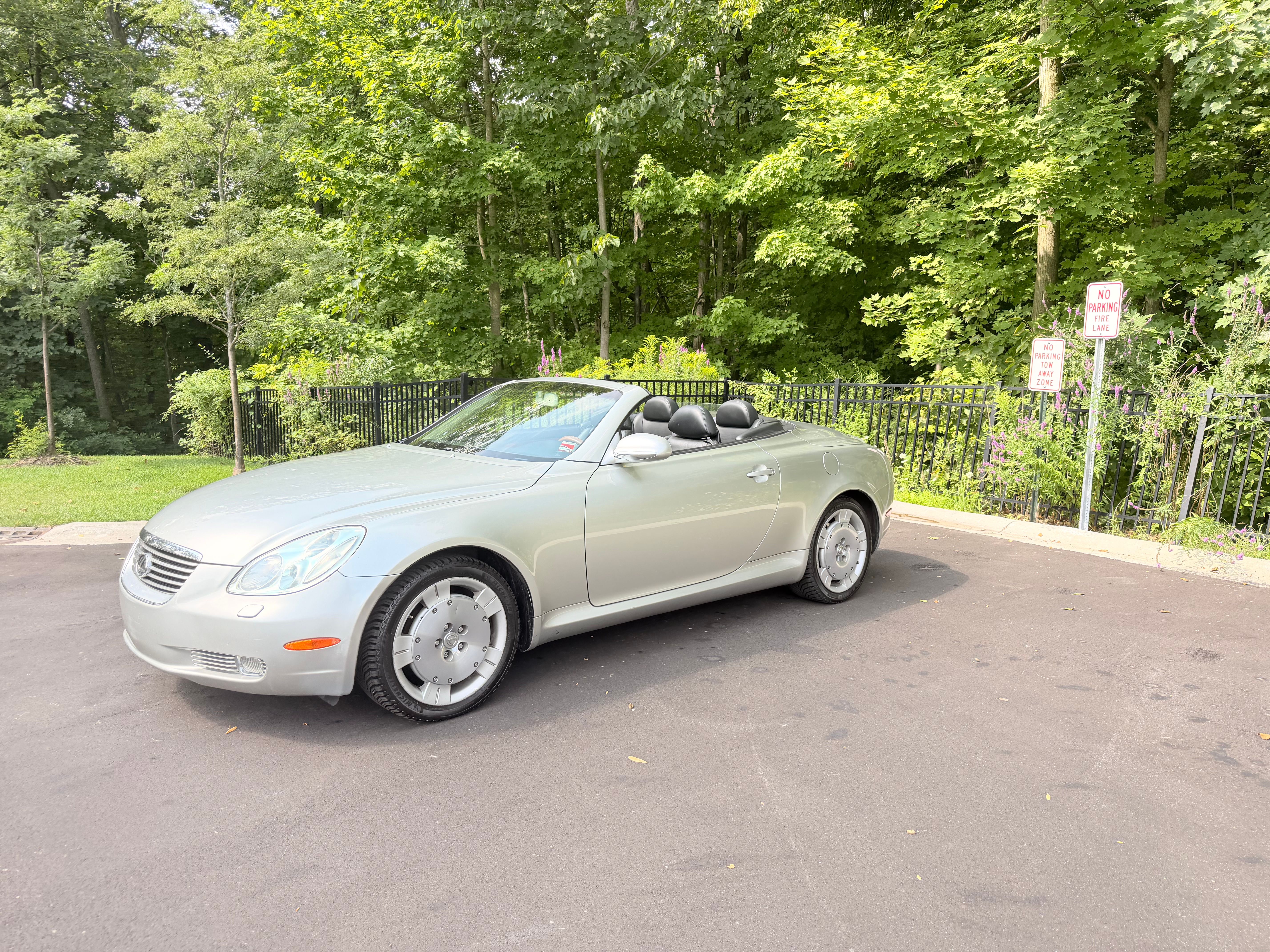 Used 2002 Lexus SC 430 Convertible RWD image 12