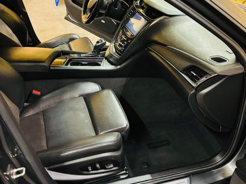 Used 2017 Cadillac CTS Luxury w/ Carbon Black Package image 5