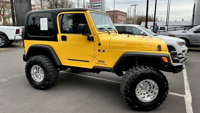Used 2005 Jeep Wrangler X w/ Tire & Wheel Group (Ecco) AWD/4WD image 8