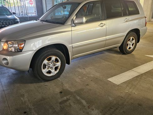 Used 2007 Toyota Highlander 4WD image 1