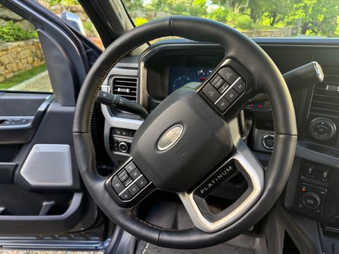Used 2024 Ford F250 Platinum AWD/4WD image 24