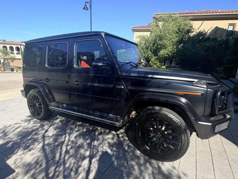 Used 2022 Mercedes-Benz G 550 image 12