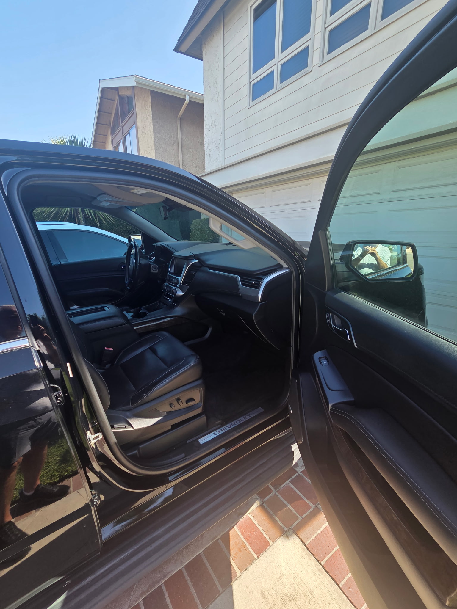 Used 2018 Chevrolet Tahoe LT AWD/4WD image 6