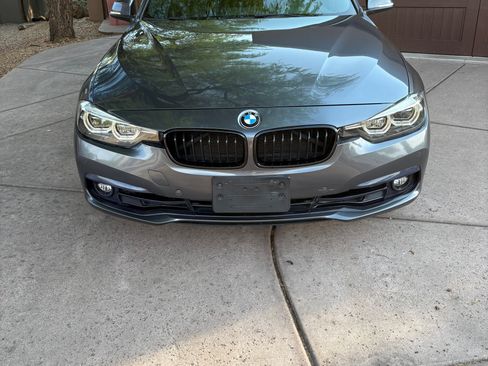 Used 2018 BMW 330i Sedan RWD image 4