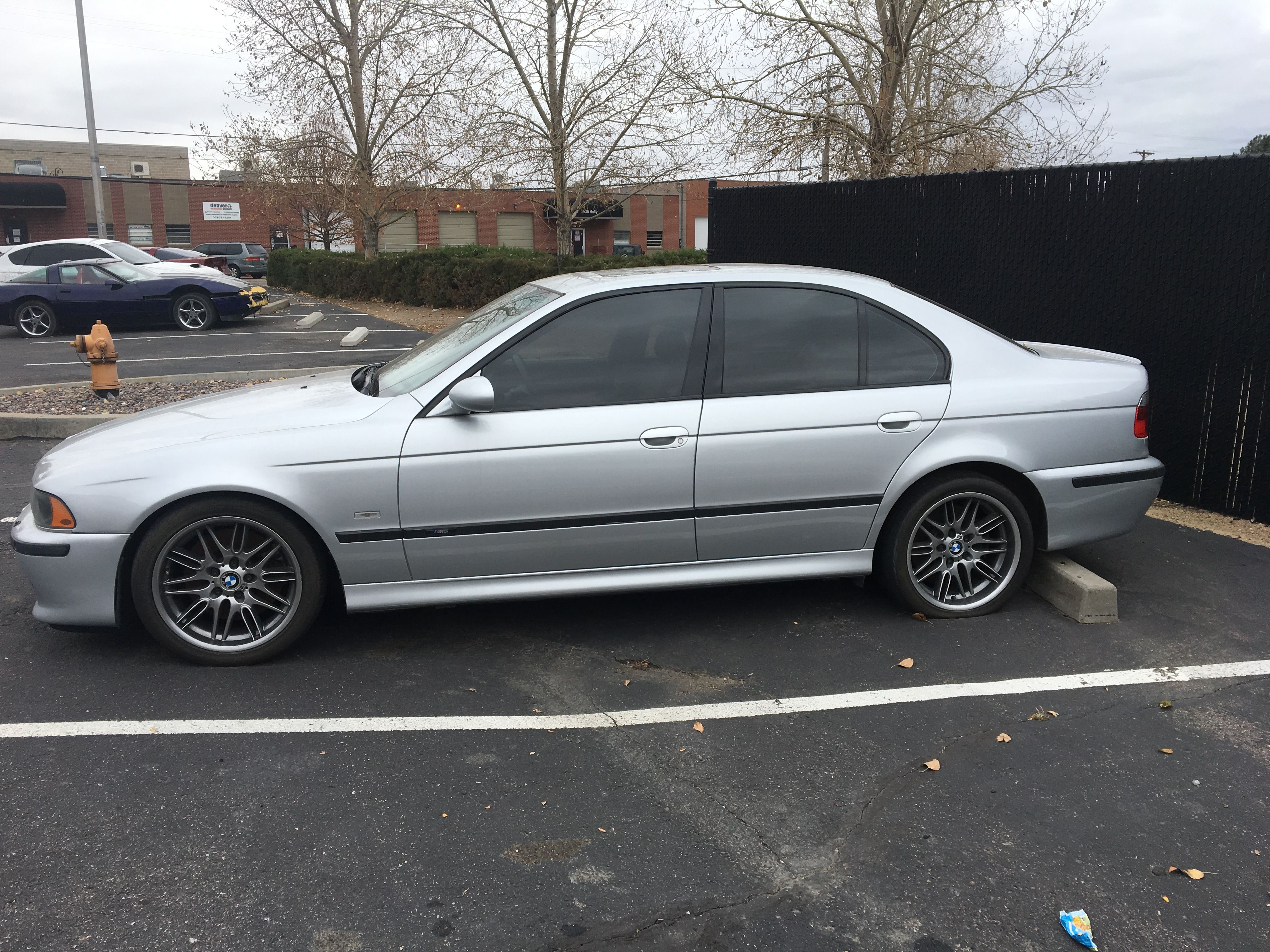 Used 2002 BMW M5 RWD image 2