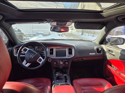 Used 2014 Dodge Charger SXT Plus image 10