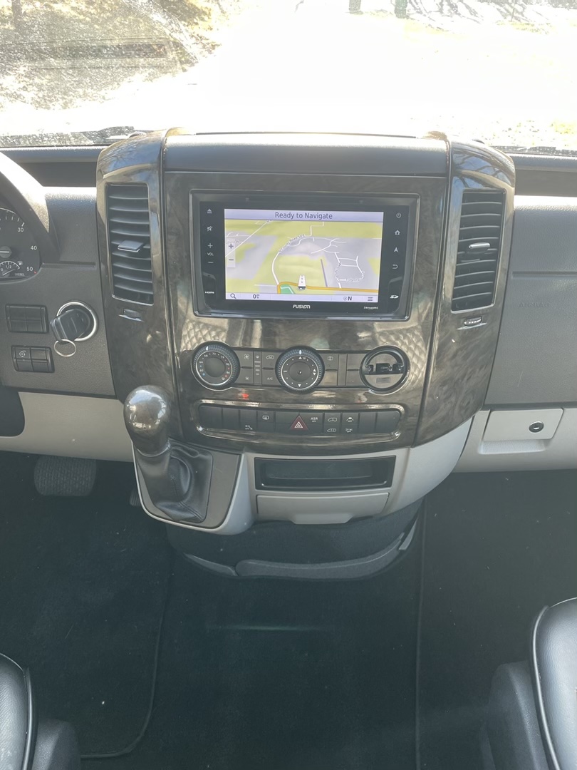 Used 2017 Mercedes-Benz Sprinter 2500 image 13