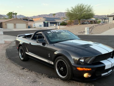 Used 2009 Ford Mustang Shelby GT500 RWD image 5
