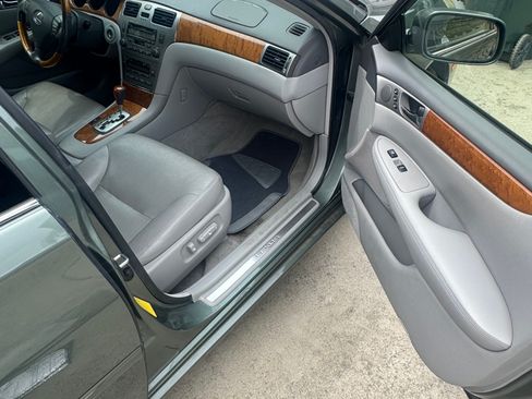 Used 2005 Lexus ES 330 image 6