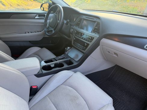 Used 2015 Hyundai Sonata Sport w/ Option Group 04 FWD image 5