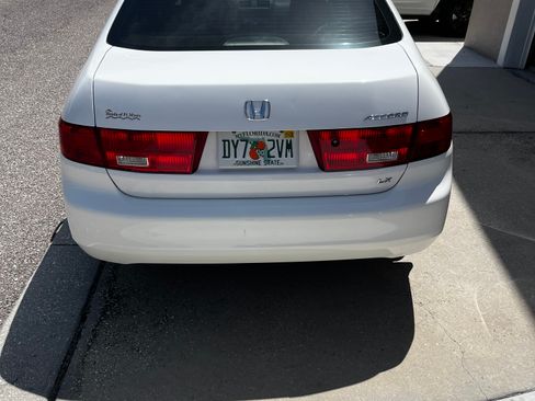Used 2005 Honda Accord LX image 5