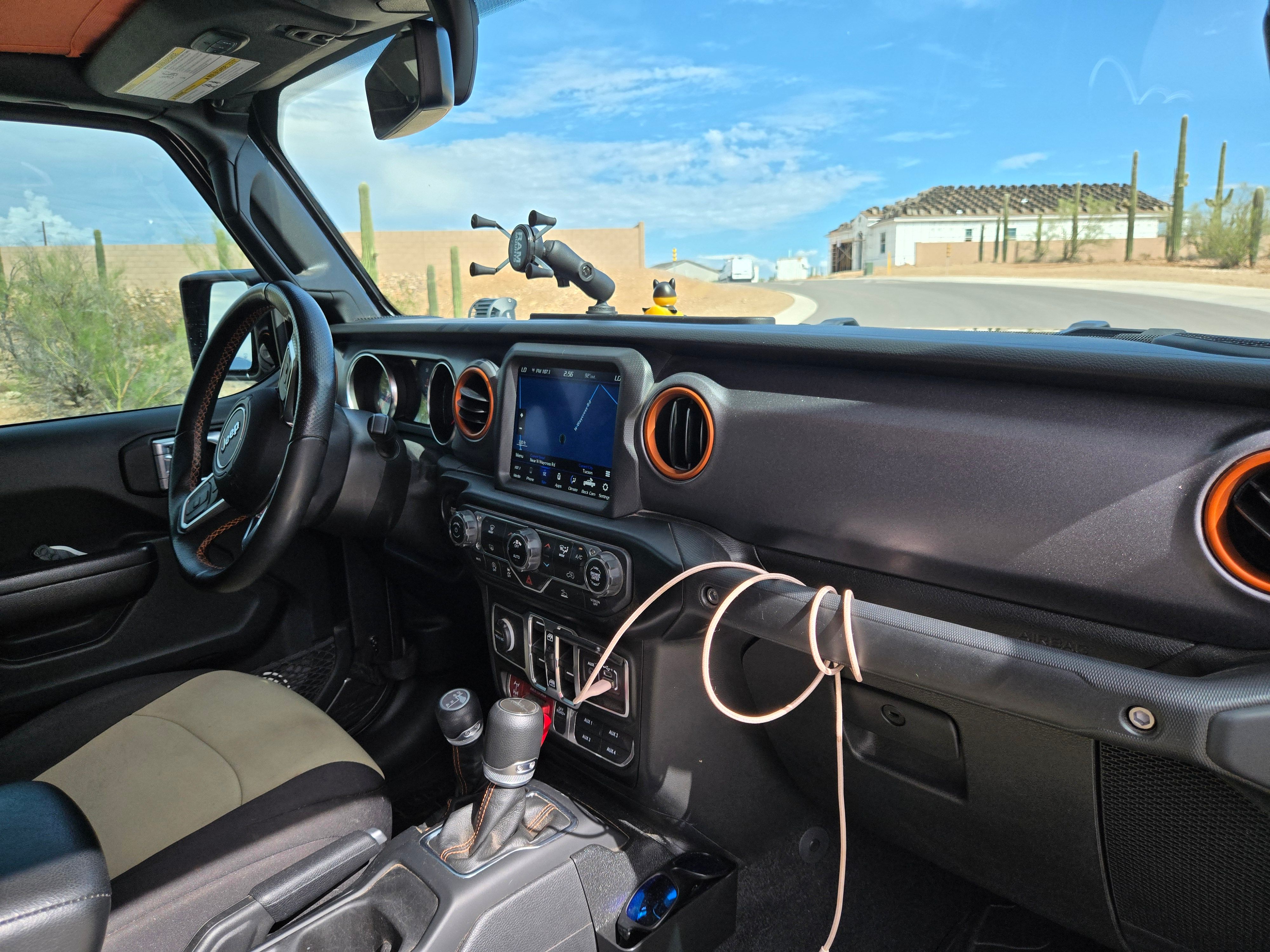 Used 2021 Jeep Gladiator Mojave AWD/4WD image 6