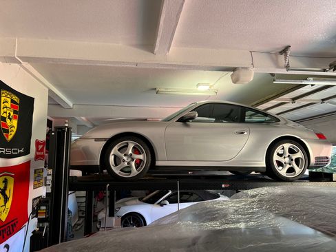 Used 2002 Porsche 911 Carrera 4S image 6