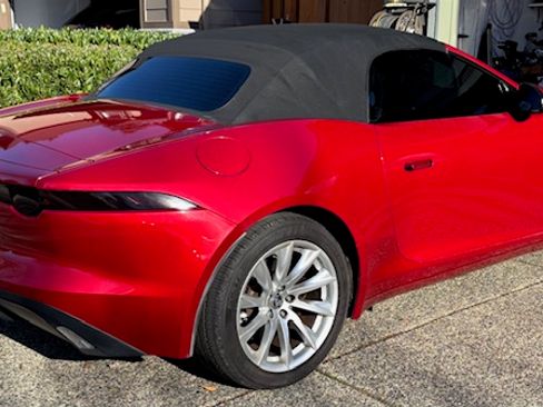 Used 2014 Jaguar F-TYPE Convertible image 11