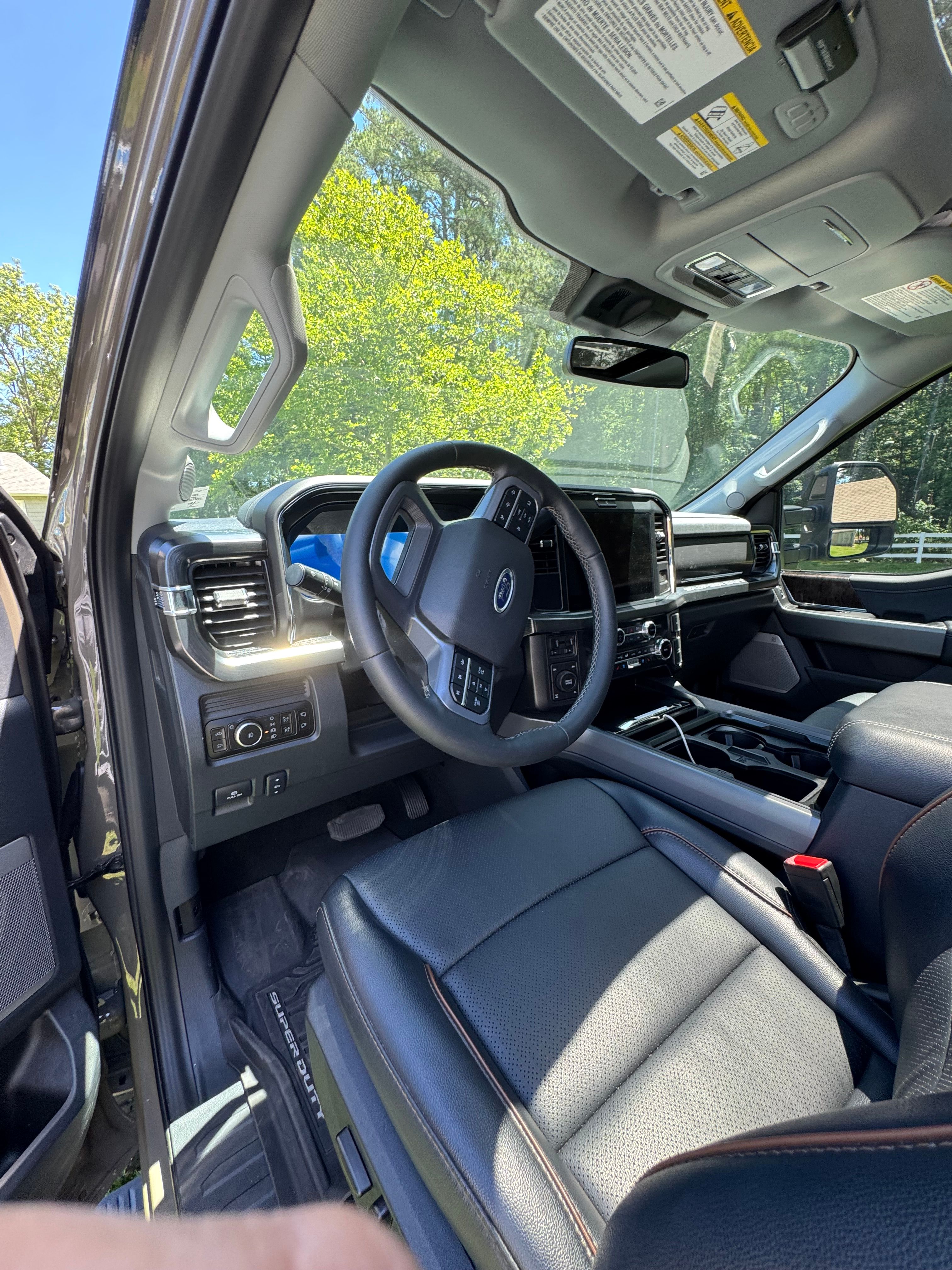 Used 2026 Ford F250 Lariat w/ FX4 Off-Road Package AWD/4WD image 4