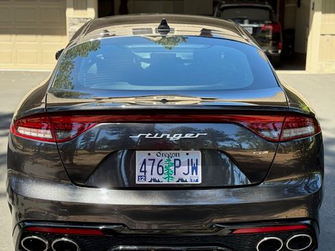 Used 2023 Kia Stinger GT-Line image 9