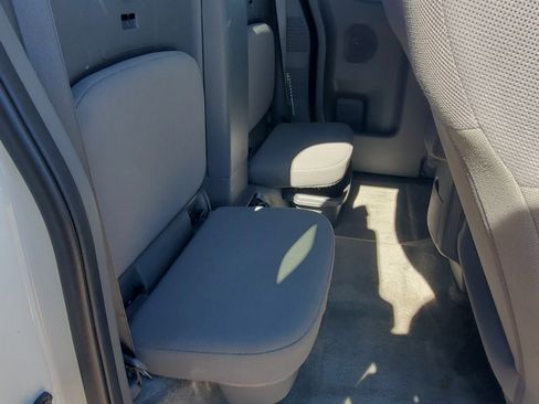 Used 2015 Nissan Frontier S w/ S Preferred Package image 13