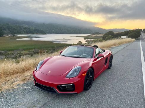 Used 2016 Porsche Boxster GTS RWD image 1