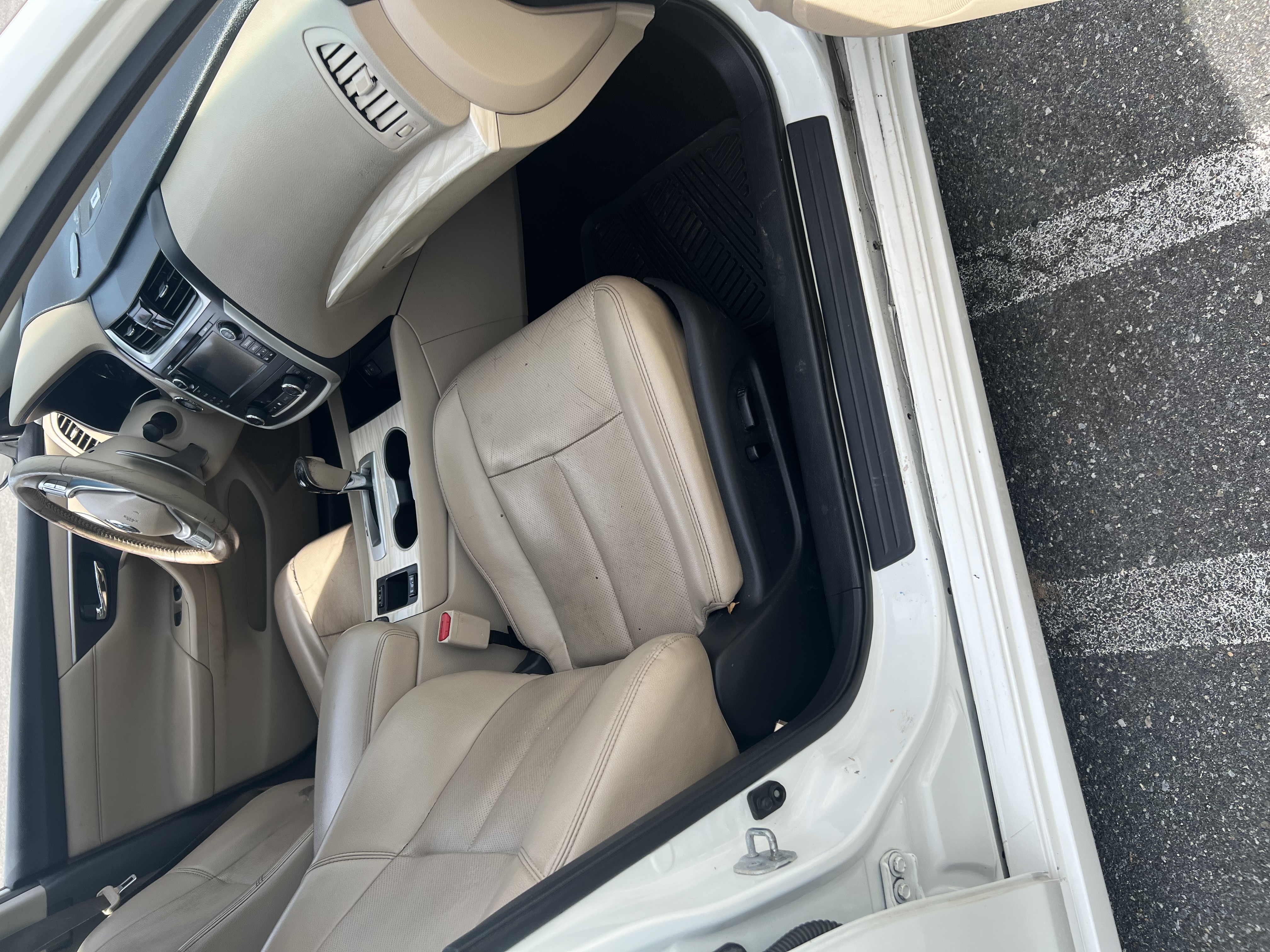 Used 2017 Nissan Altima 3.5 SL FWD image 9