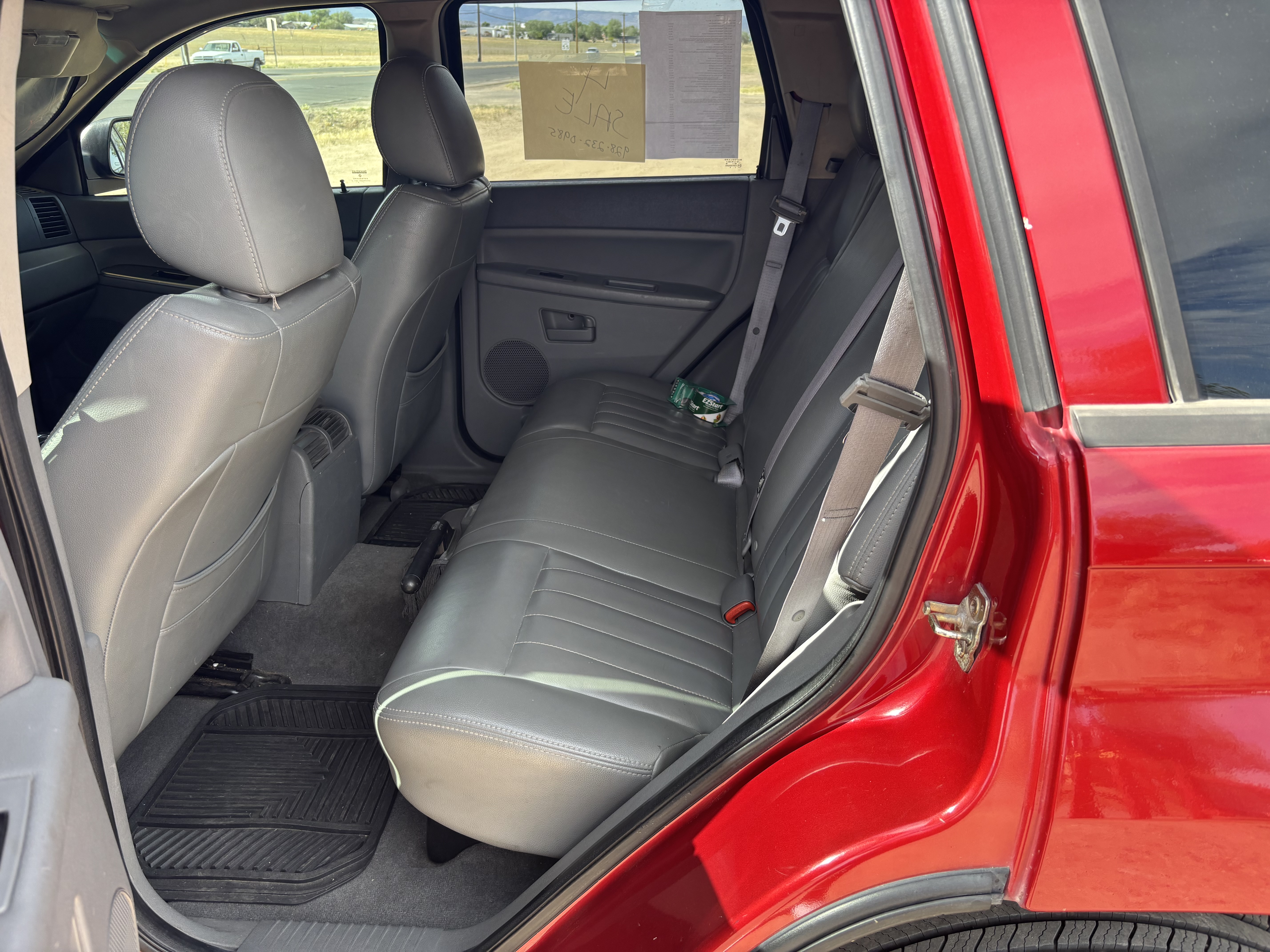 Used 2005 Jeep Grand Cherokee Laredo AWD/4WD image 10