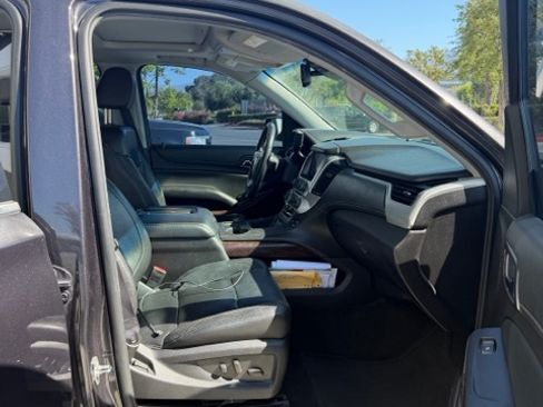 Used 2016 GMC Yukon XL SLT w/ Open Road Package RWD image 13