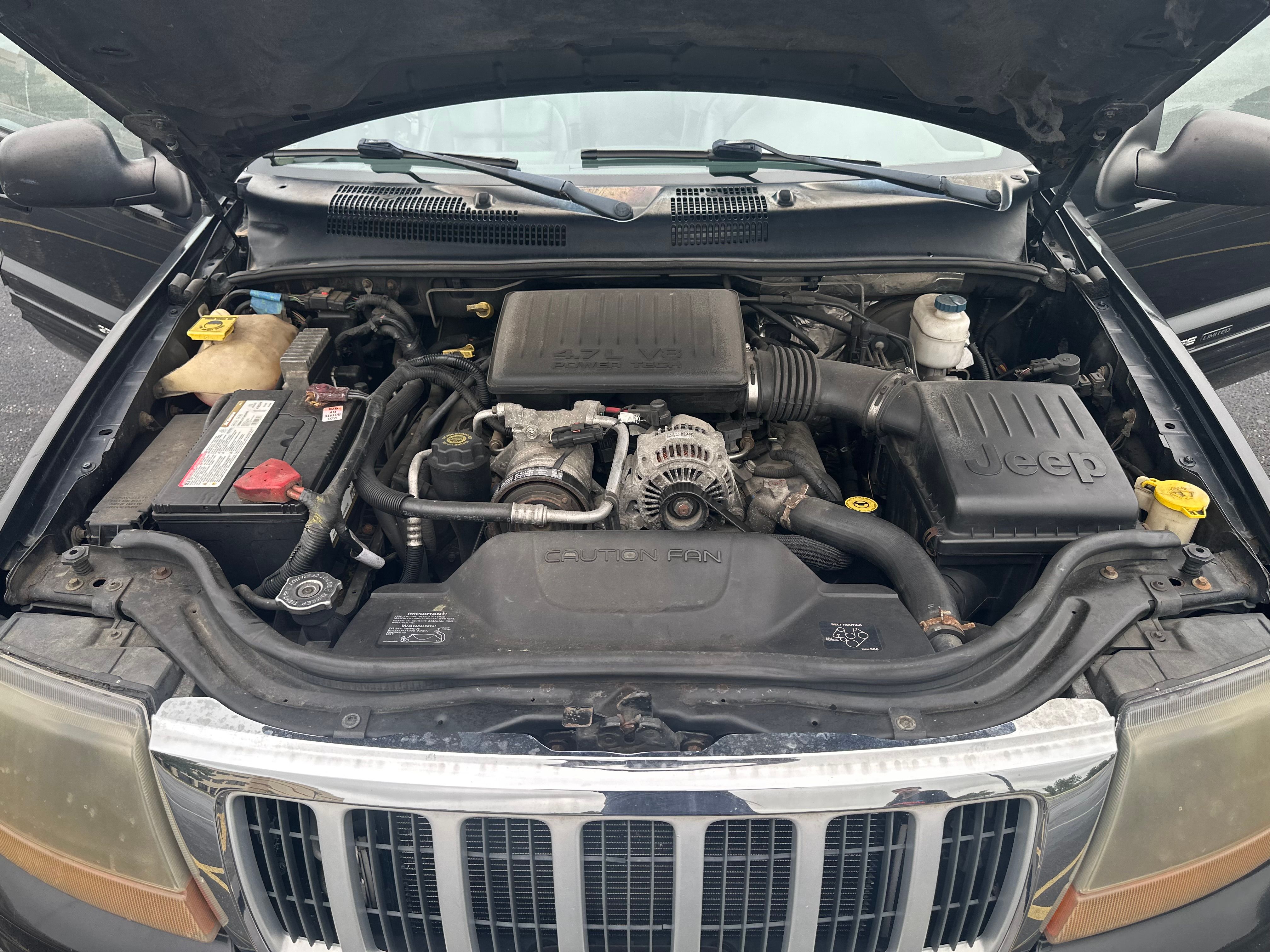 Used 2004 Jeep Grand Cherokee Limited w/ Cold Weather Group AWD/4WD image 13