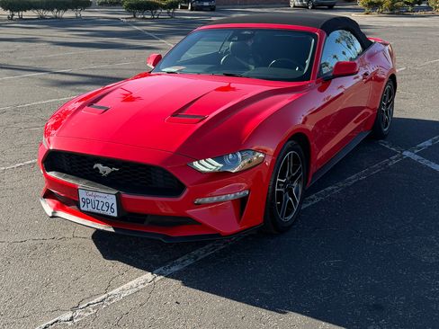 Used 2022 Ford Mustang Premium image 16