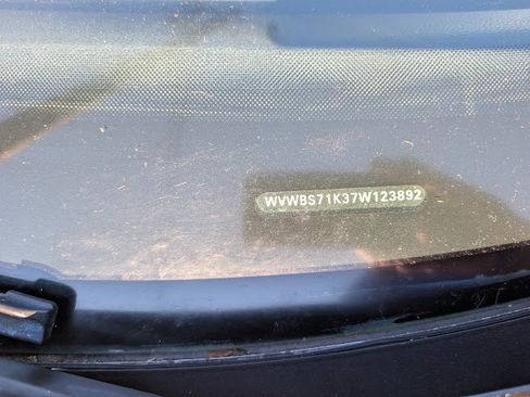 Used 2007 Volkswagen Rabbit 2-Door image 12