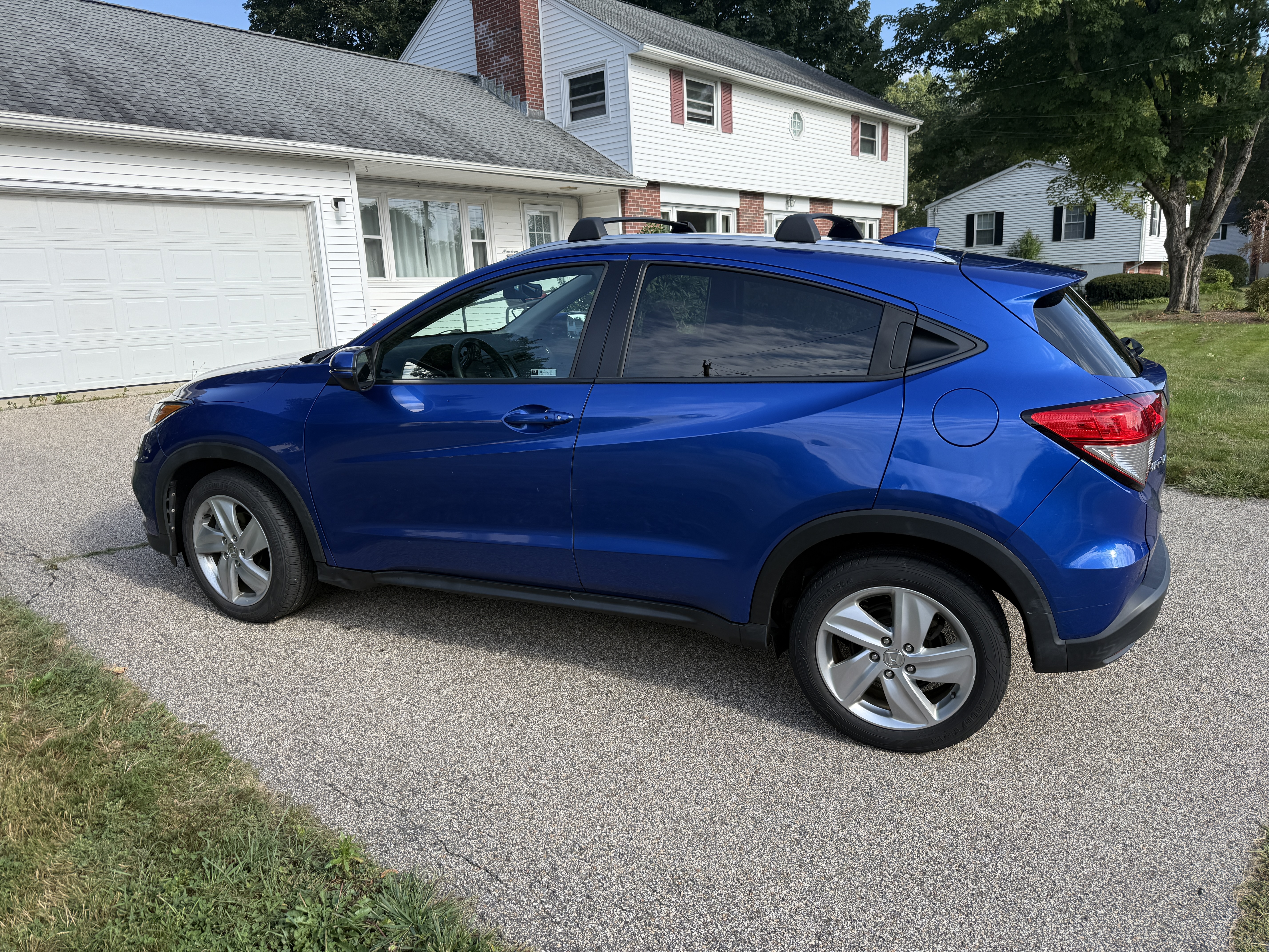 Used 2019 Honda HR-V EX image 1