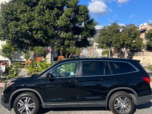 Used 2017 Honda Pilot EX-L image 4