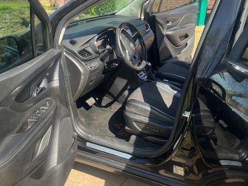 Used 2018 Buick Encore Sport Touring image 5