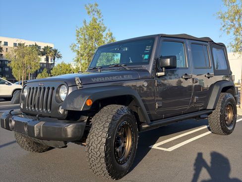 Used 2016 Jeep Wrangler Unlimited Sport AWD/4WD image 8