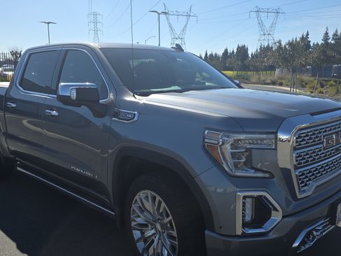 Used 2019 GMC Sierra 1500 Denali w/ Denali Ultimate Package image 12