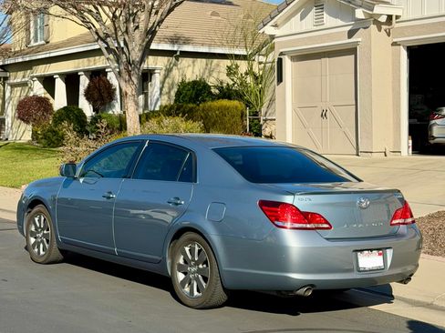 Used 2007 Toyota Avalon Touring image 1