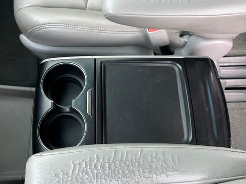 Used 2017 Toyota Sienna LE image 16