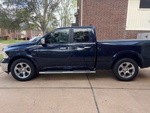 Used 2013 RAM 1500 Laramie image 9