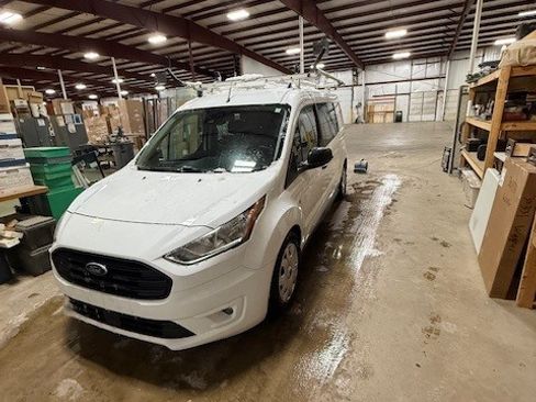Used 2019 Ford Transit Connect XLT image 5