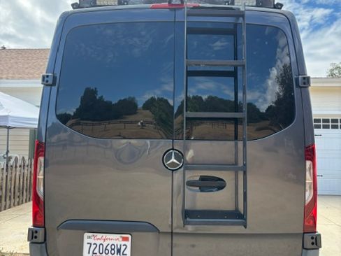 Used 2019 Mercedes-Benz Sprinter 4x4 144 image 8
